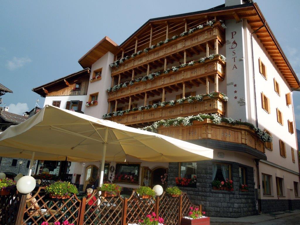 Hotel Posta Форни-ди-Сопра Экстерьер фото